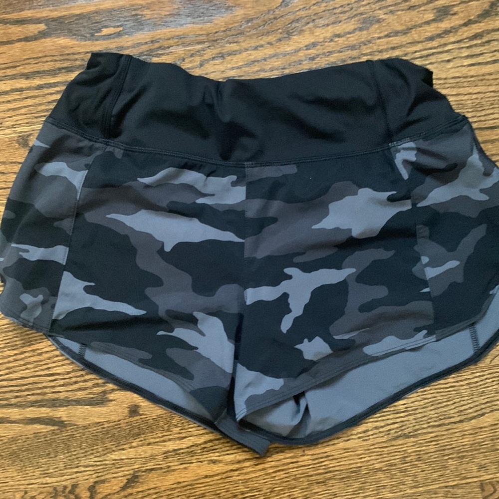 Athleta Black & Gray Camo Running Shorts